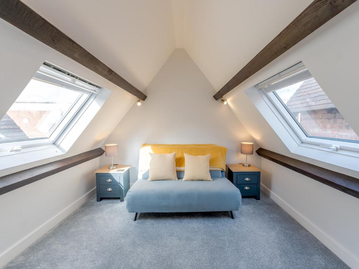 Pass The Keys Dahlia Contemporary Town Centre Apartment Shrewsbury Extérieur photo