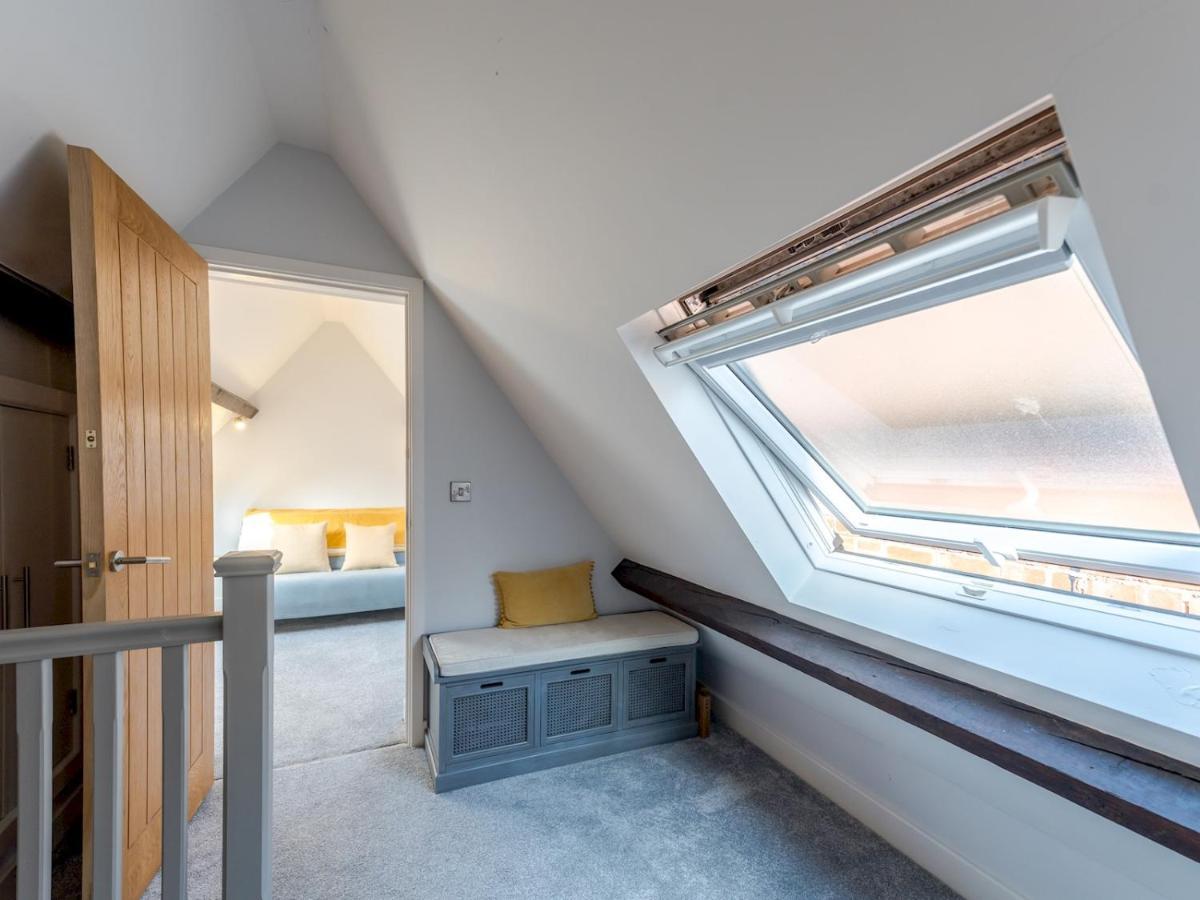 Pass The Keys Dahlia Contemporary Town Centre Apartment Shrewsbury Extérieur photo